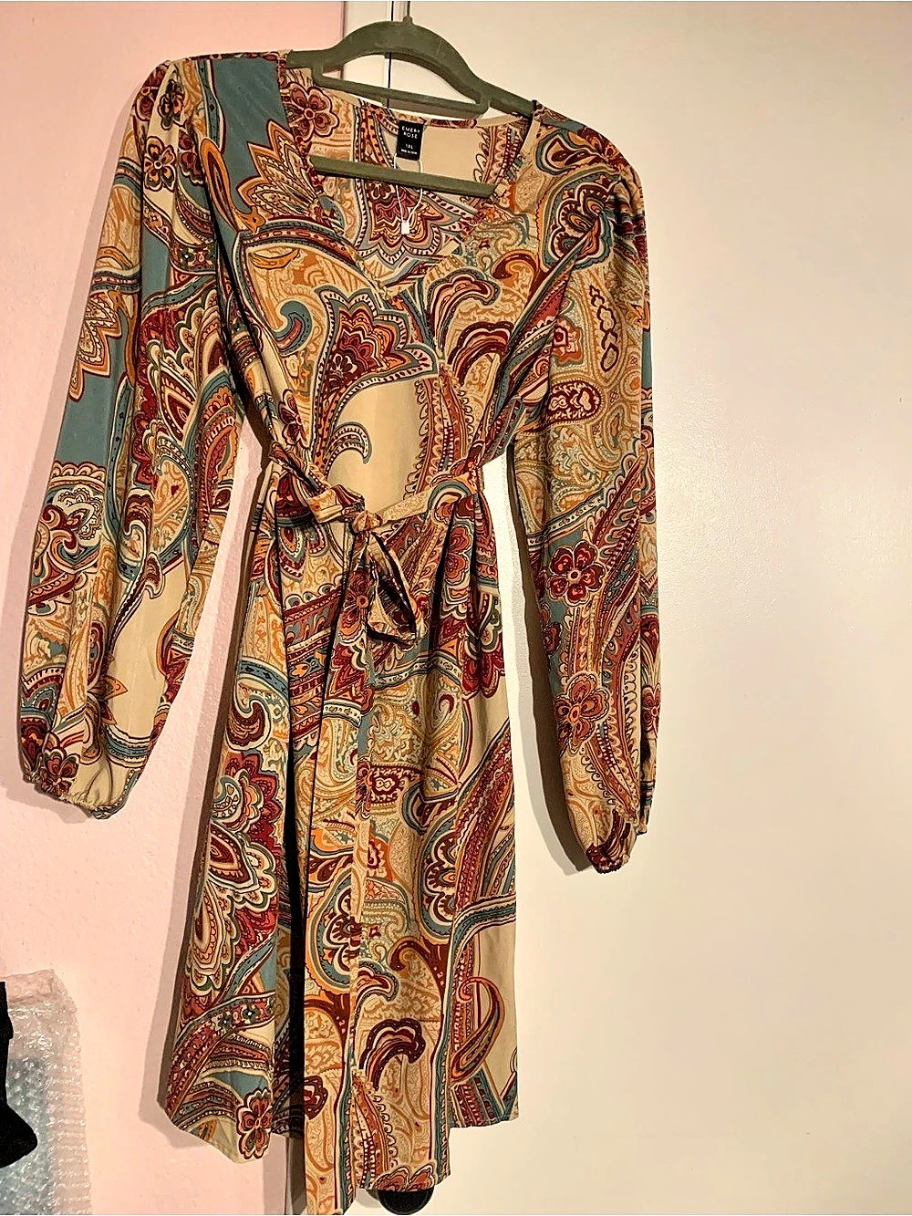 Paisley Tie Waist Midi Dress in Multicolor Size 1X Like‌ New